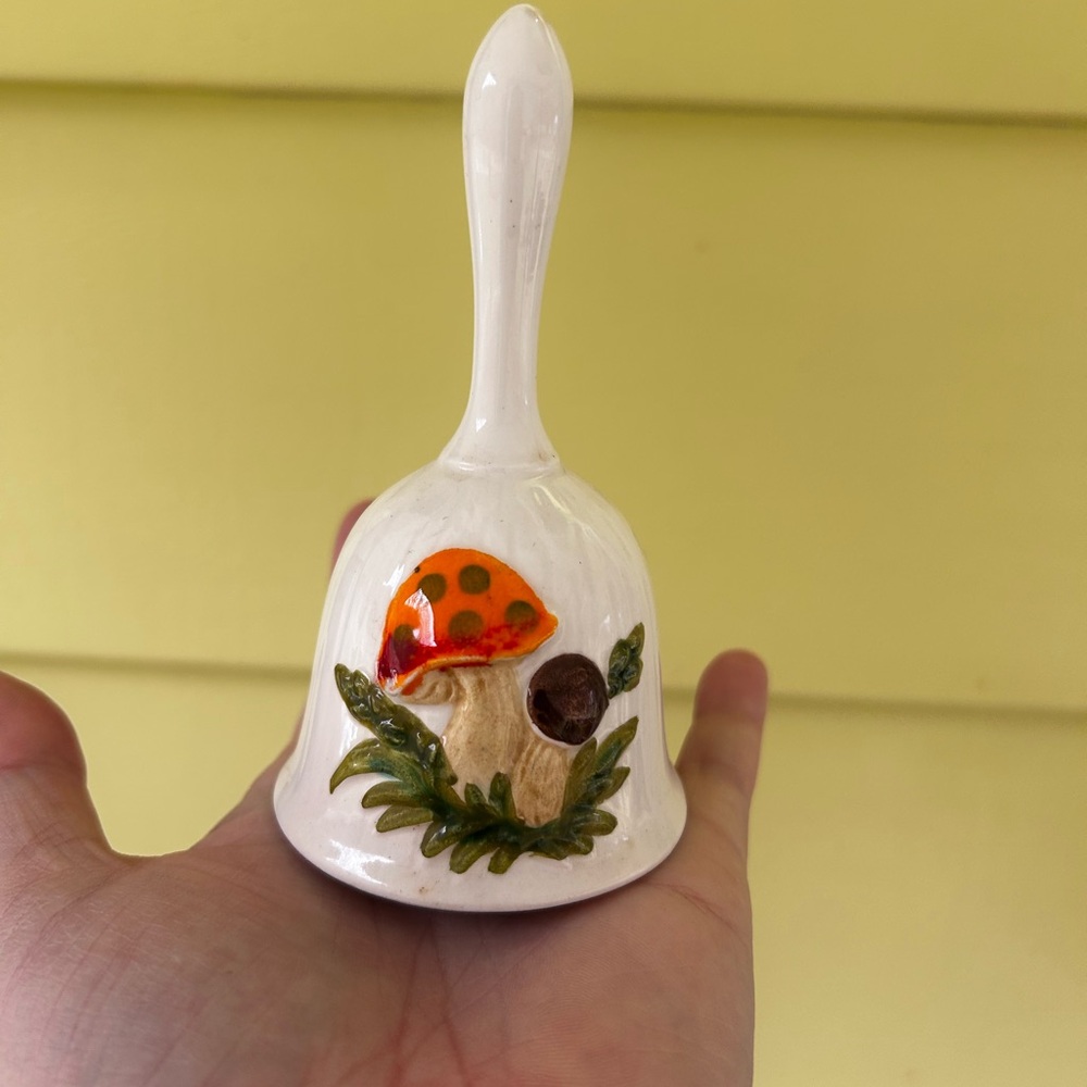 Mushroom Design Ceramic Bell - White and Orange